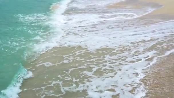 Azurové Vlny Jemně Omývají Písčité Břehy Karibiku — Stock video