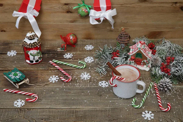 Christmas Composition Gingerbread House Mug Cocoa Chocolate Caramel Sugar Canes — Stock Photo, Image