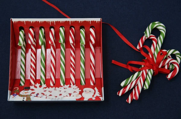 Candy Caramel Sugar Cane Box Candy Canes Tied Red Ribbon — ストック写真