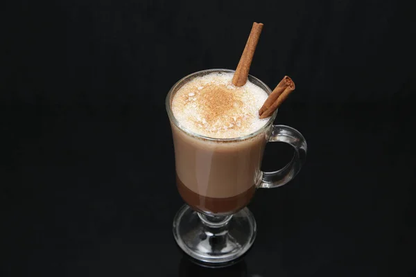 Kopp Kakao Varm Choklad Eller Kaffe Cappuccino Med Stick Kanel — Stockfoto
