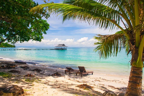 Pulau Tiga - wyspa dla ocalałych - Sabah, Malezja Borneo — Zdjęcie stockowe