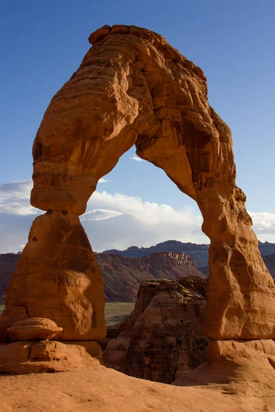 Delicate arch at sunset, Arches National Park, Utah, USA — Stock Photo, Image