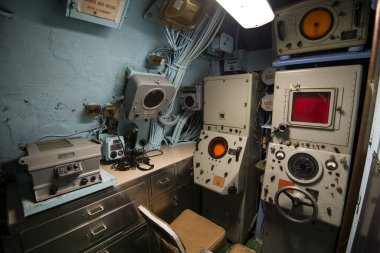 Kontrol odası - 1964 yılında ABD Donanması 'ndan emekli olan USS Growler SSG-57 denizaltısının iç kısımları