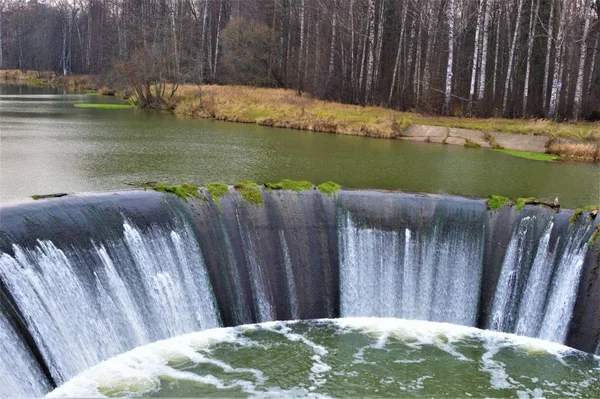 Waterkrachtcentrales Dammen Yaropolets — Stockfoto