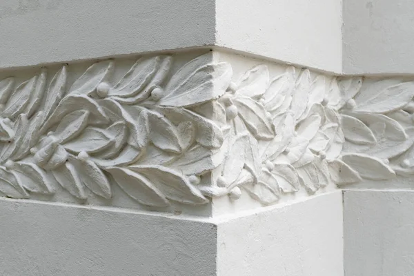Détail de la décoration moderniste sur le mur du bâtiment. Contexte moderniste — Photo