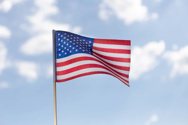 Bandeira Americana Contra Céu Azul Conceito Dia Independência — Fotografia de Stock