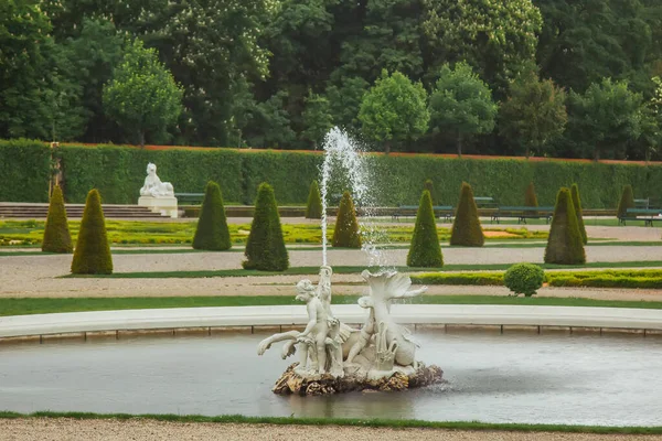 Wiedeń Austria 2019 Ogrody Belwederskie Cesarski Park Barokowy Stawami Fontannami — Zdjęcie stockowe