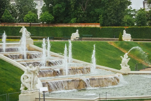 Wien Österrike Kan 2011 Fontäner Och Skulptur Slottet Belvedere Och — Stockfoto