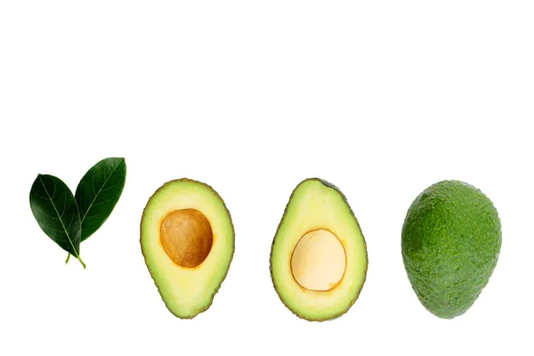 Verse Avocado Vruchten Geïsoleerd Witte Achtergrond — Stockfoto