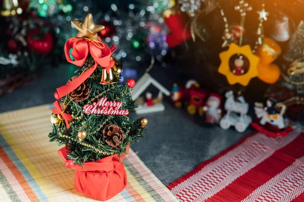 Fondo Navidad Luces Desenfocadas Con Árbol Decorado — Foto de Stock
