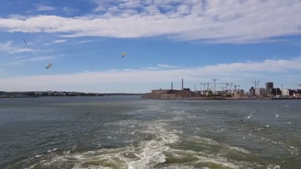 Zicht Kust Oceaan Vanaf Het Achterschip Zicht Golven Die Het — Stockvideo