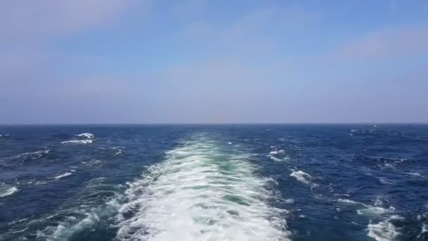 Mäktiga Vågor Efter Skeppet Spår Från Fartygets Motorer Cruise Liner — Stockvideo