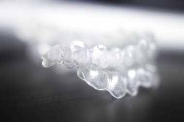 Görünmez diş aligners