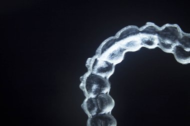 Görünmez diş aligners