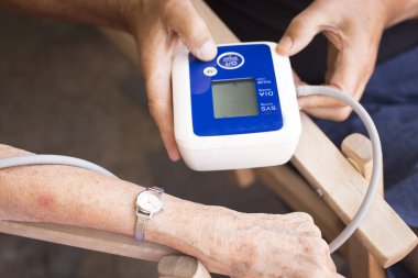 Kan pressur nabız hızı ölçer