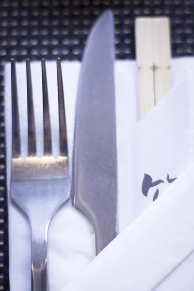 Chopsticks no restaurante japonês — Fotografia de Stock