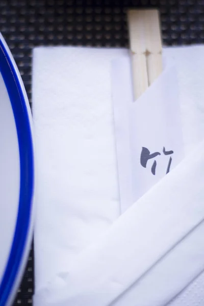 Palillos en restaurante japonés — Foto de Stock