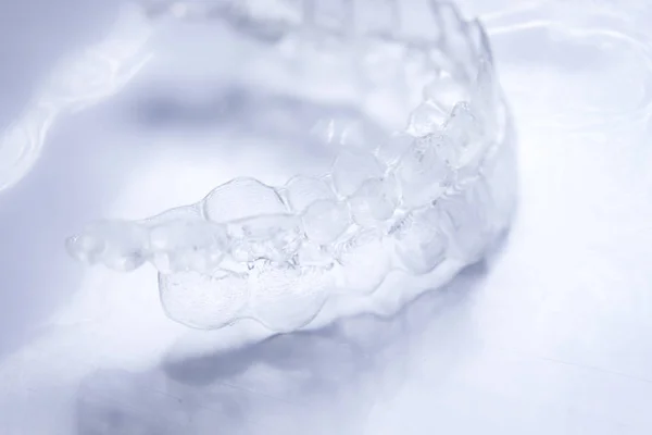 Alineadores de dientes invisibles — Foto de Stock