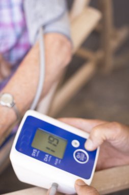 Kan pressur nabız hızı ölçer