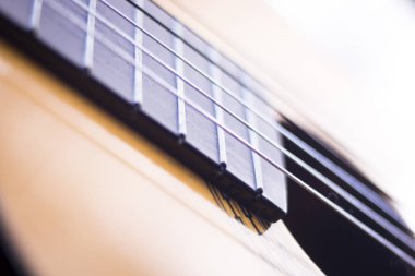 Klasik akustik gitar