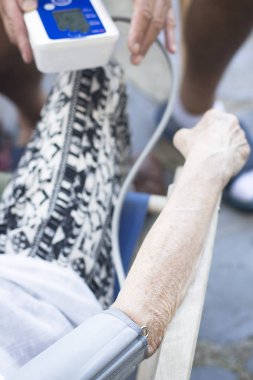 Kan pressur nabız hızı ölçer