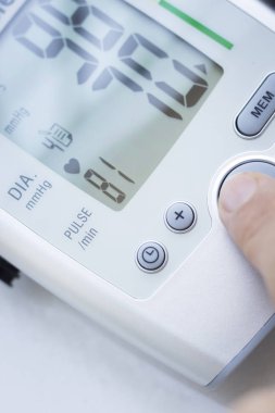 Kan pressur nabız hızı ölçer