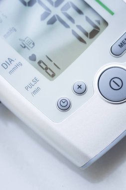 Kan pressur nabız hızı ölçer