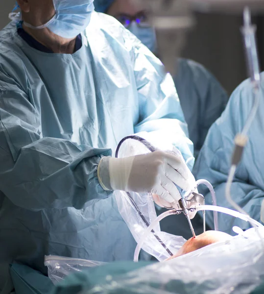 Cirujano en cirugía hospitalaria — Foto de Stock