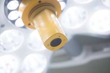 Ameliyathane cerrahi ışık