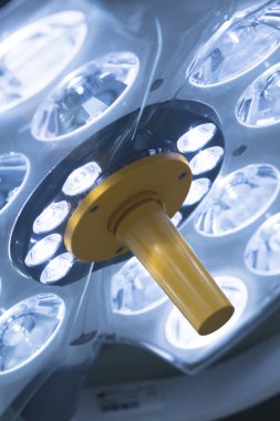 Ameliyathane cerrahi ışık