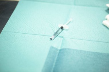 Cerrahi anestezi şırınga