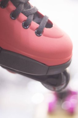 Agresif satır içi ücretsiz skates