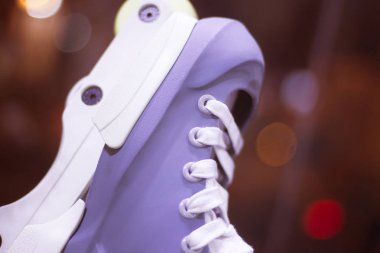 Agresif satır içi ücretsiz skates