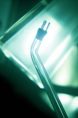 Su elektrikli diş fırçası