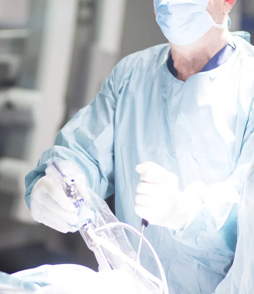 Χειρουργός στο νοσοκομείο χειρουργική — Φωτογραφία Αρχείου