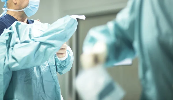Chirurg v nemocničním obvazu — Stock fotografie