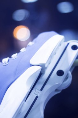 Agresif satır içi ücretsiz skates