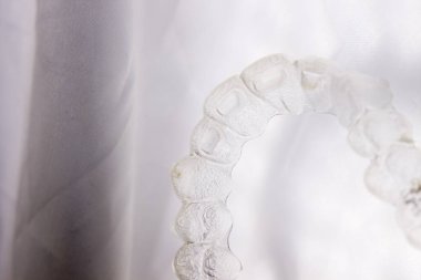 Görünmez aligner Diş telini