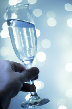 Parti şampanya kadehi