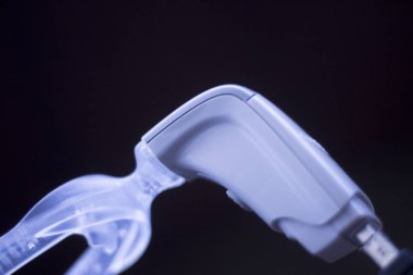 Diş diş teli aligners Hızlandırıcı