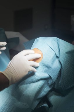 Diz ameliyatı Cerrahi operasyon