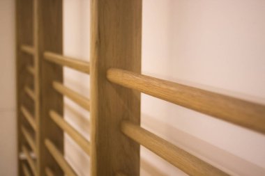 Spor salonunda Pilates ekipmanları