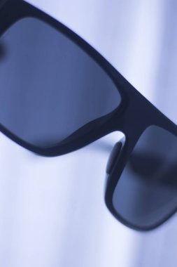Erkek moda güneş gözlüğü