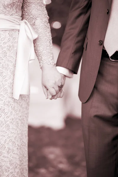 Весільний наречений і наречений — стокове фото