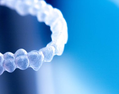 Görünmez Ortodonti aligners