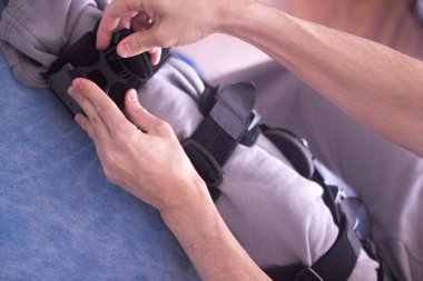 Yaralanma bacak brace destek