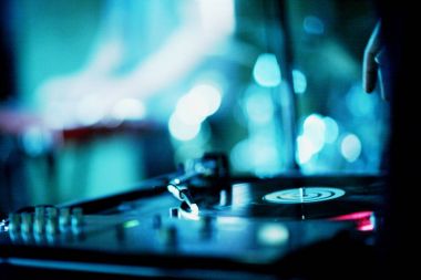Düğün dj gece kulübü