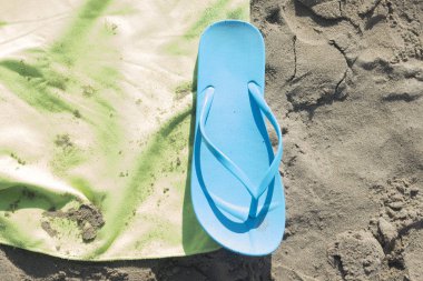 Havlu ve plaj sandalet