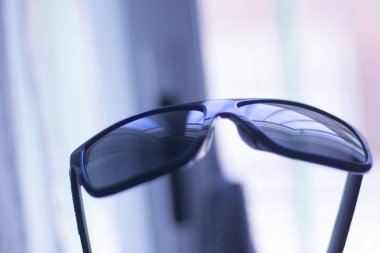 Erkek moda güneş gözlüğü