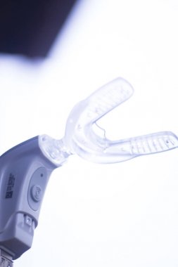 Dişler köşeli ayraç ortodontik vibratör